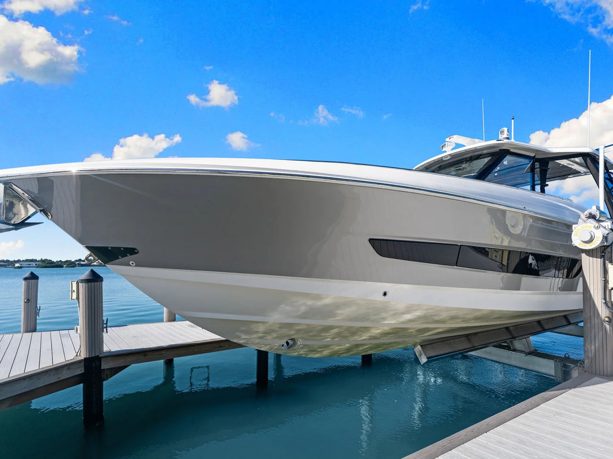 2023 Boston Whaler 420 OUTRAGE 42.0 feet, Naples, Florida #17