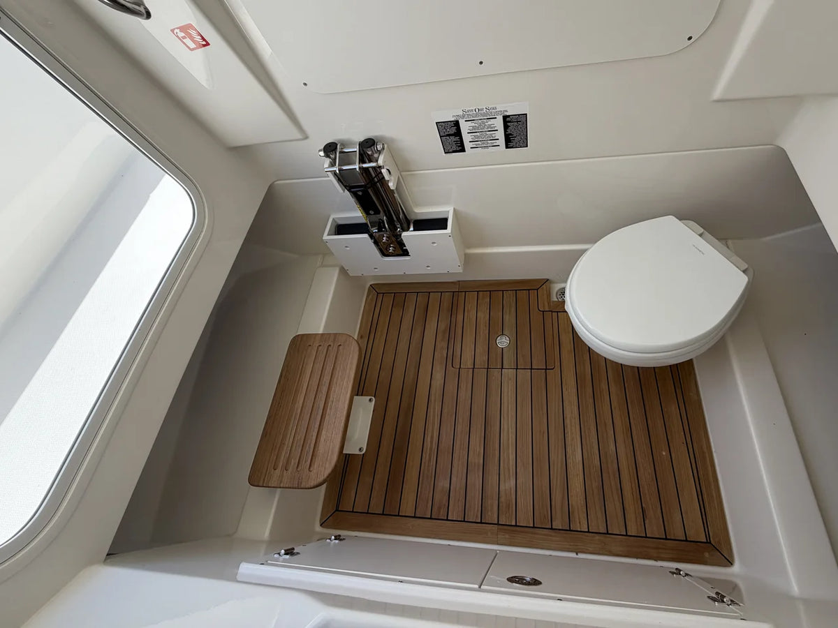 2026 Boston Whaler 330 Outrage 33.0 feet, Pompano Beach, Florida #58