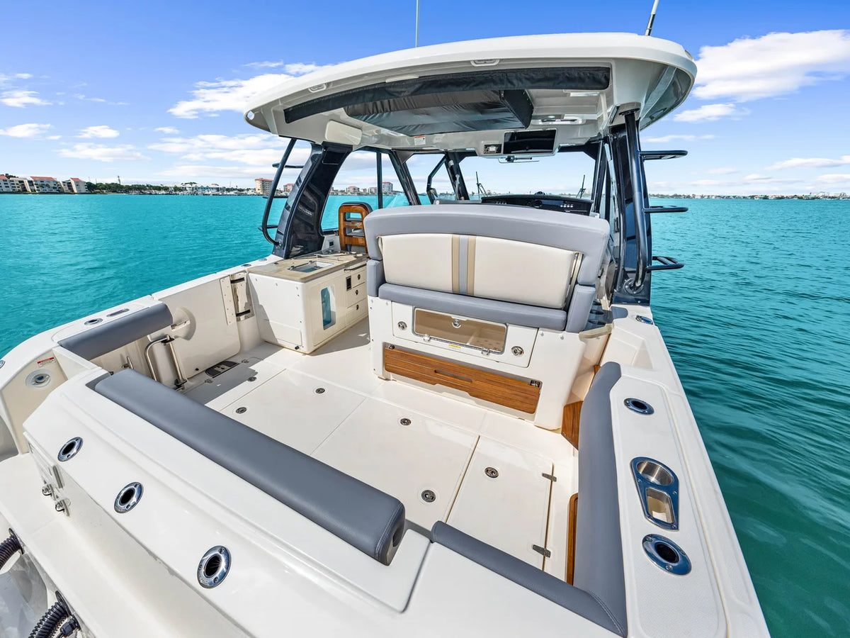 2026 Boston Whaler 380 Realm 38.0 feet, St Petersburg, FL #41