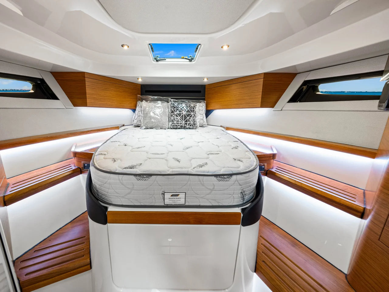 2026 Boston Whaler 405 Conquest 40.0 feet, Clearwater, Florida #82