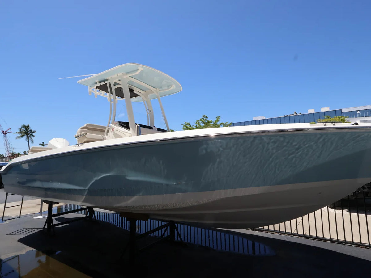2027 Boston Whaler 250 Dauntless 25.0 feet, Naples, Florida #3