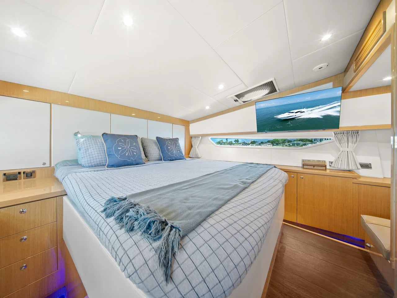 2018 Mares 47 OUTBOARD EXPRESS CATAMARAN 47.0 feet, St Petersburg, FL #71