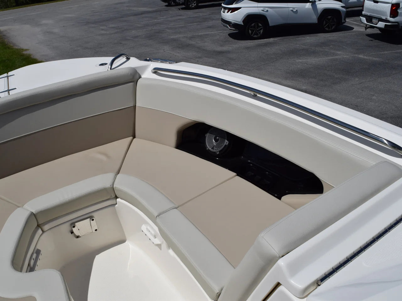 2026 Boston Whaler 240 Vantage 24.0 feet, Thunderbolt, GA #22