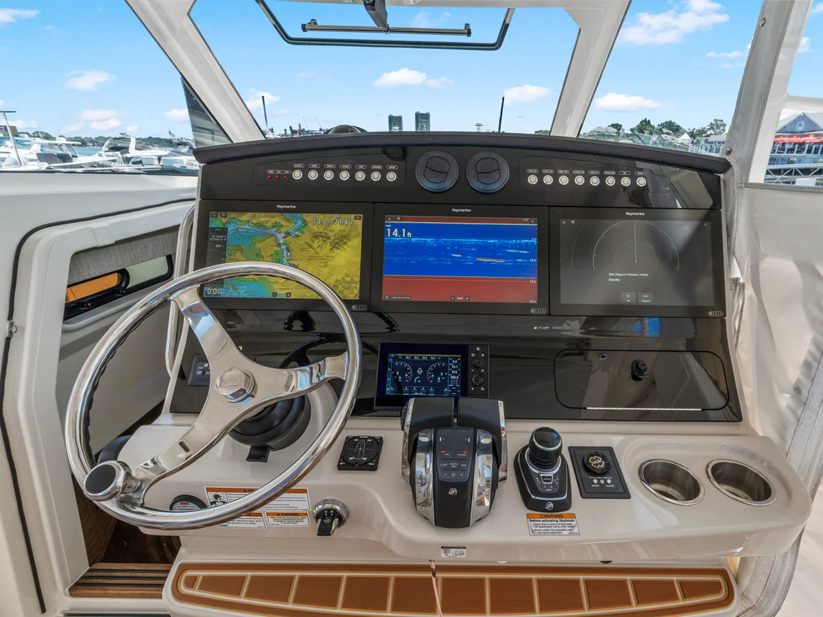 2021 Boston Whaler 420 Outrage 42.0 feet, Quincy, MA #23