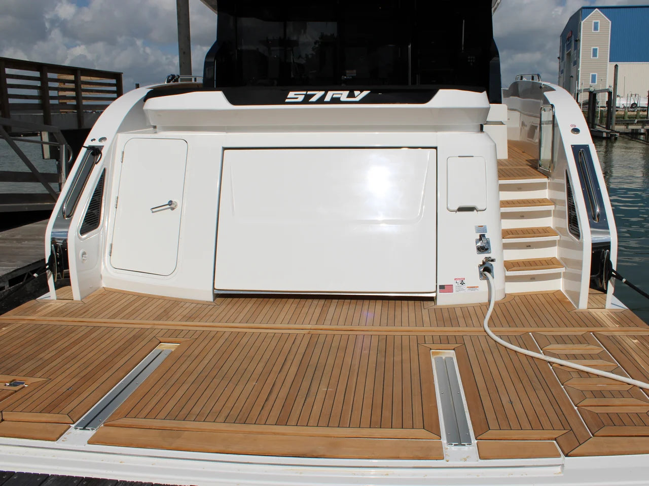 2027 Cruisers Yachts 57 FLY 57.0 feet, Seabrook, TX #4