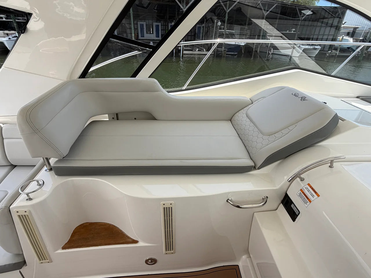 2019 Sea Ray Sundancer 350 Coupe 35.0 feet, Pensacola, Florida #11