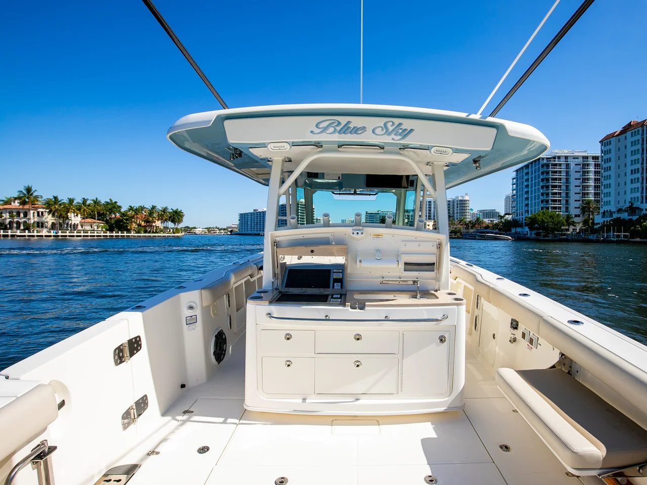 2024 Boston Whaler 380 OUTRAGE 38.0 feet, Ft. Lauderdale, FL #37