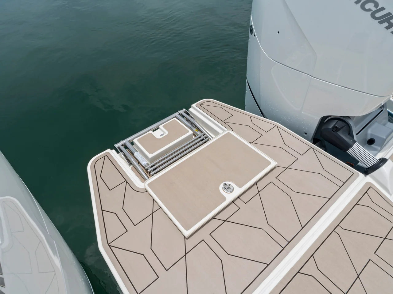 2027 Ducari 37 XIV 37.0 feet, Jupiter, Florida #24