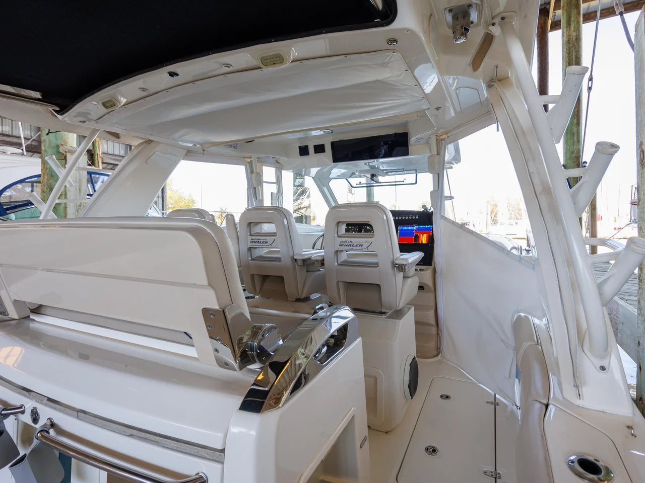 2019 Boston Whaler 420 OUTRAGE 42.0 feet, Seabrook, TX #12