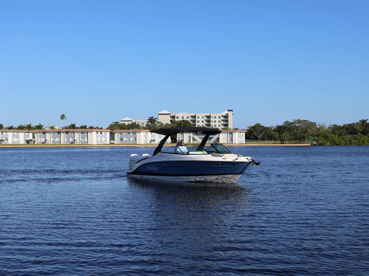 2024 Sea Ray 280 SLX OUTBOARD 28.0 feet, Naples, Florida #7