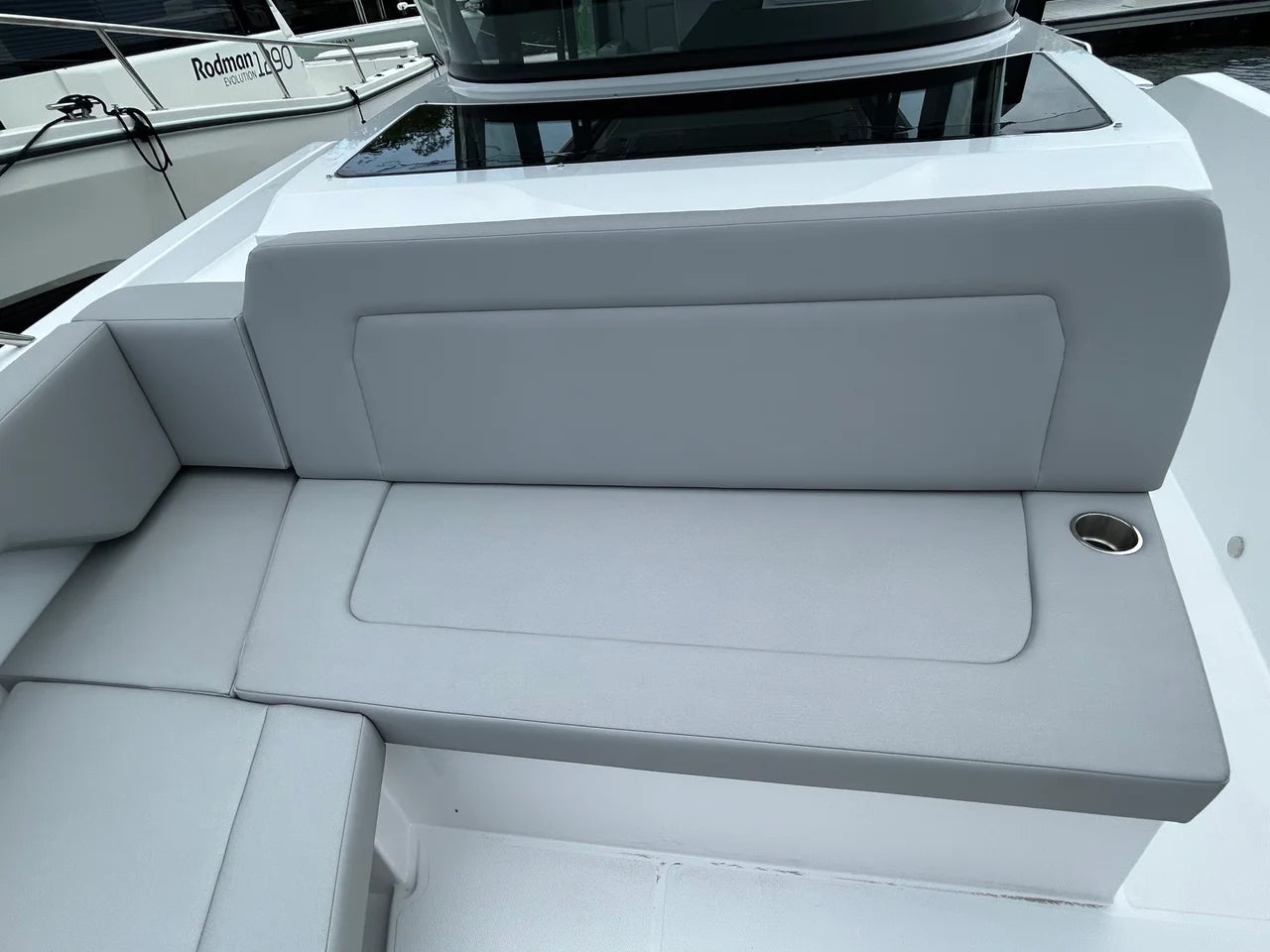 2026 Cruisers Yachts 38 VTR EC 38.0 feet, Pensacola, Florida #31