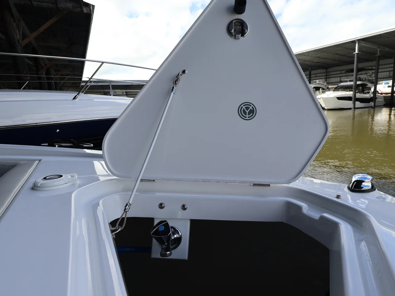 2026 Cruisers Yachts 38 GLS Outboard 38.0 feet, Naples, Florida #57