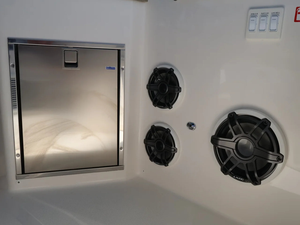 2027 Boston Whaler 350 Realm 35.0 feet, Naples, Florida #28