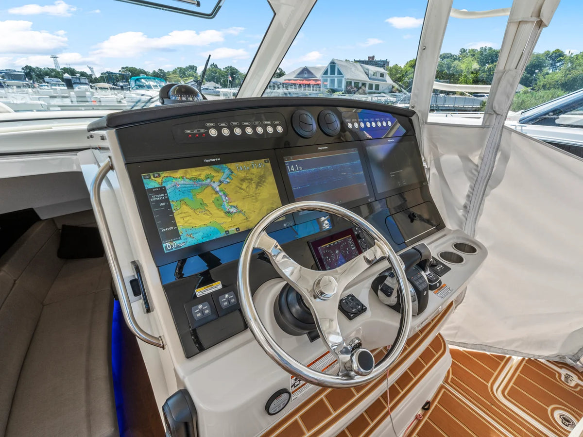 2021 Boston Whaler 420 Outrage 42.0 feet, Quincy, MA #22