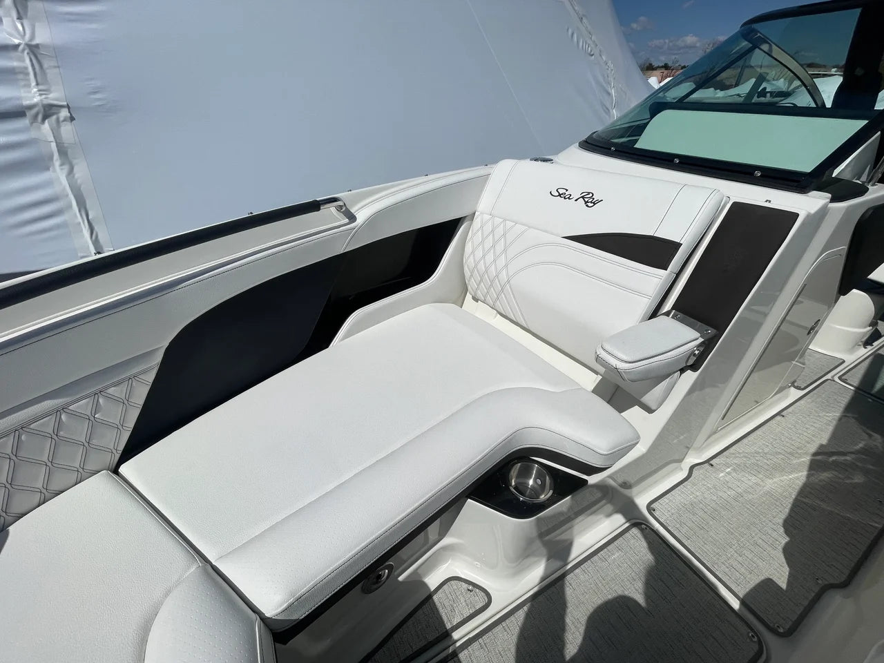 2026 Sea Ray SLX 280 Outboard 28.0 feet, Danvers, Massachusetts #18