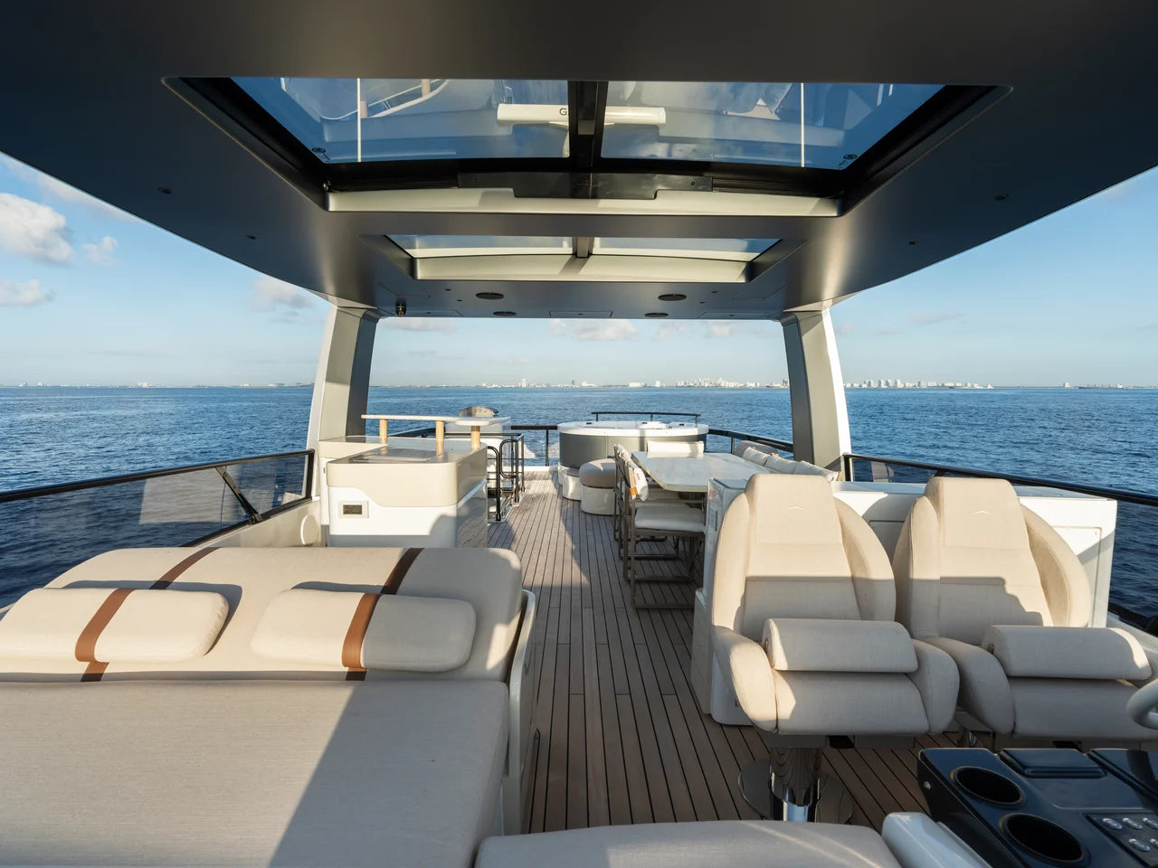 2027 Azimut Fly 82 82.0 feet, Pompano Beach, FL #16
