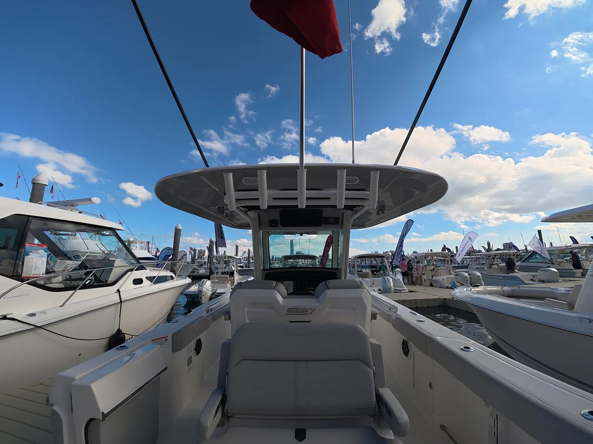 2027 Boston Whaler 330 Outrage 33.0 feet, Ocean View, NJ #12