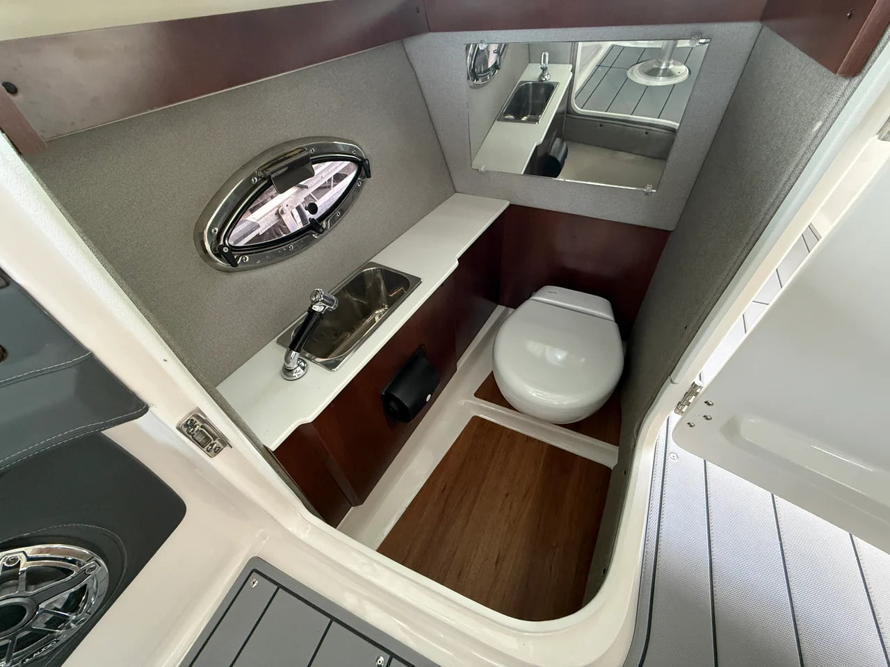 2023 Chaparral 287 SSX 28.0 feet, Lake Ozark, MO #33