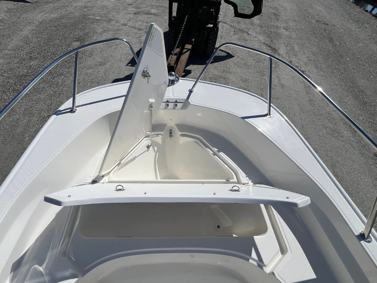 2026 Boston Whaler 170 Montauk 17.0 feet, Westbrook, Connecticut #18