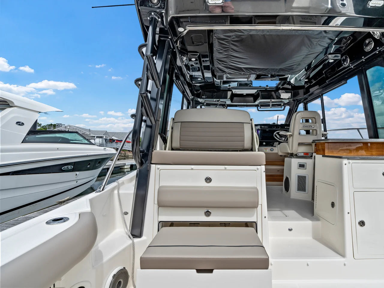 2026 Boston Whaler 365 Conquest 36.0 feet, Quincy, MA #13