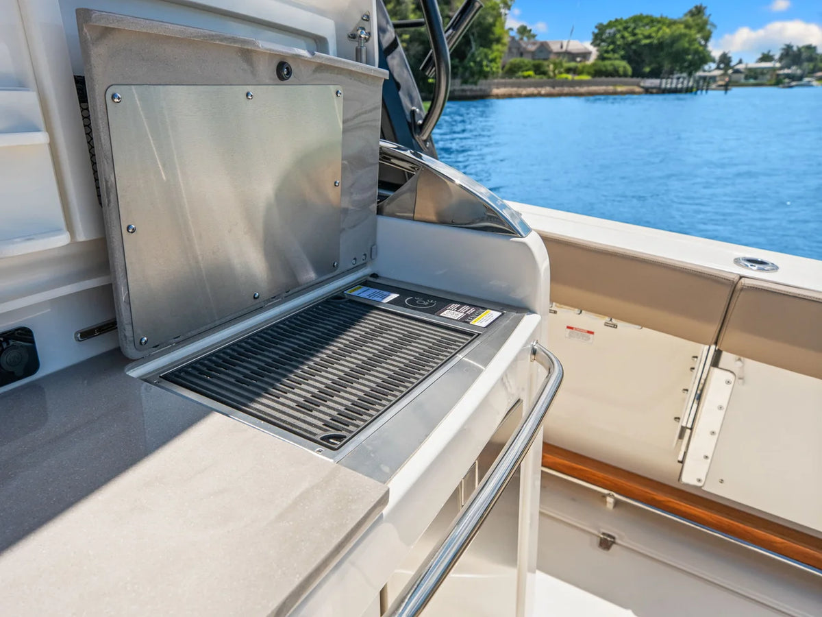 2026 Boston Whaler 420 Outrage 42.0 feet, Naples, Florida #44