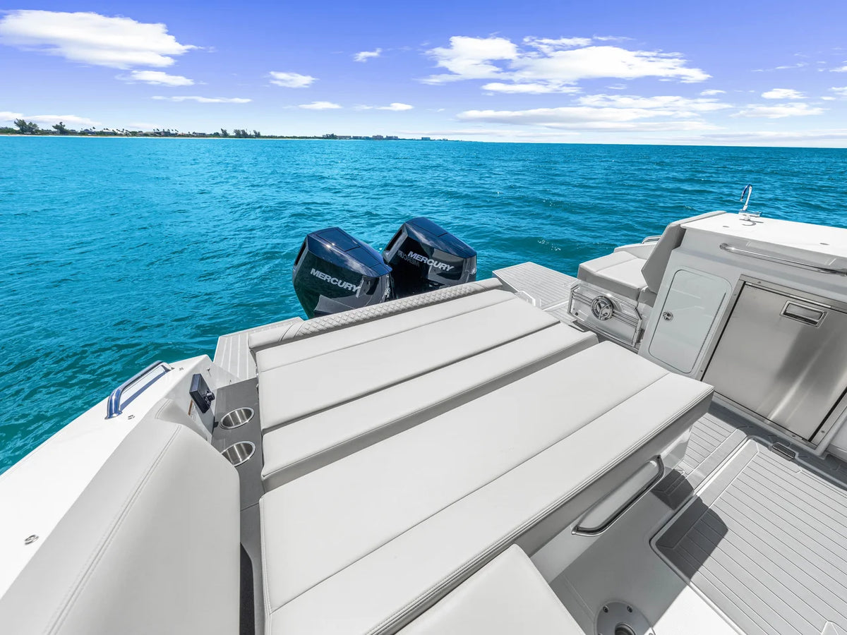 2027 Cruisers Yachts 34 GLS Outboard 34.0 feet, Venice, Florida #26