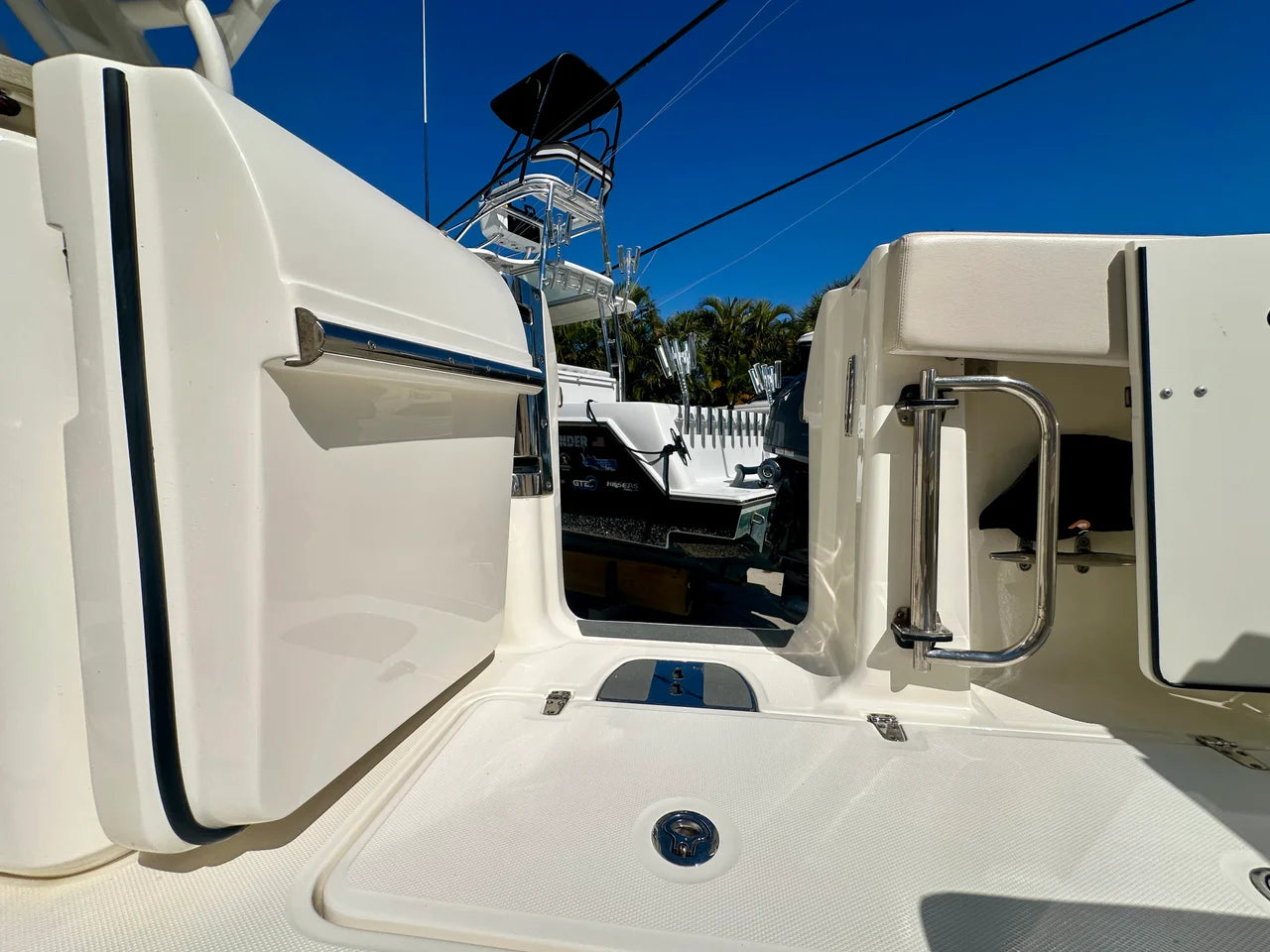2024 Boston Whaler 320 VANTAGE 32.0 feet, Jupiter, Florida #22