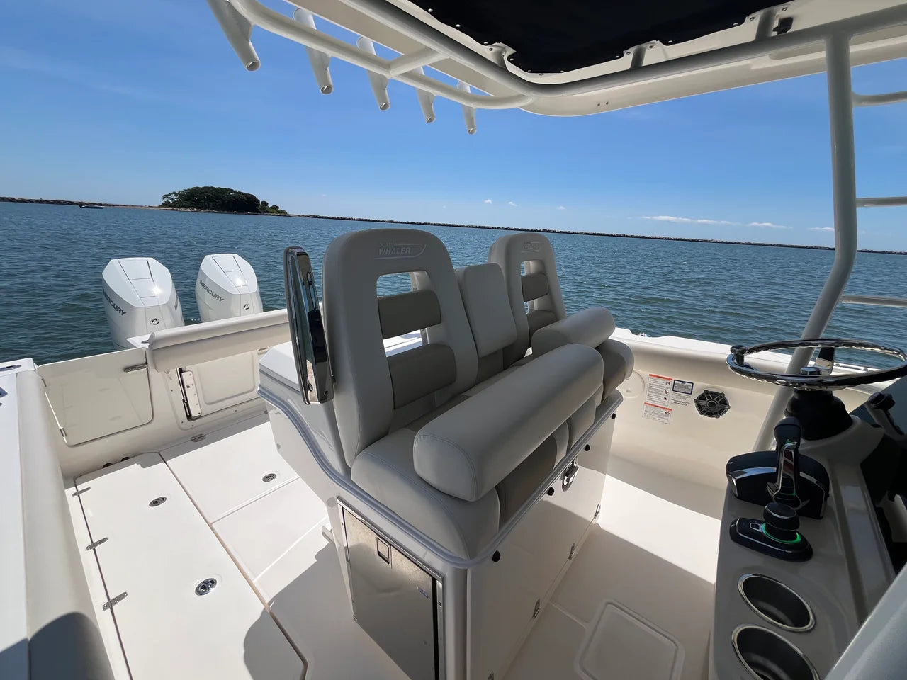 2026 Boston Whaler 330 Outrage 33.0 feet, Westbrook, Connecticut #28