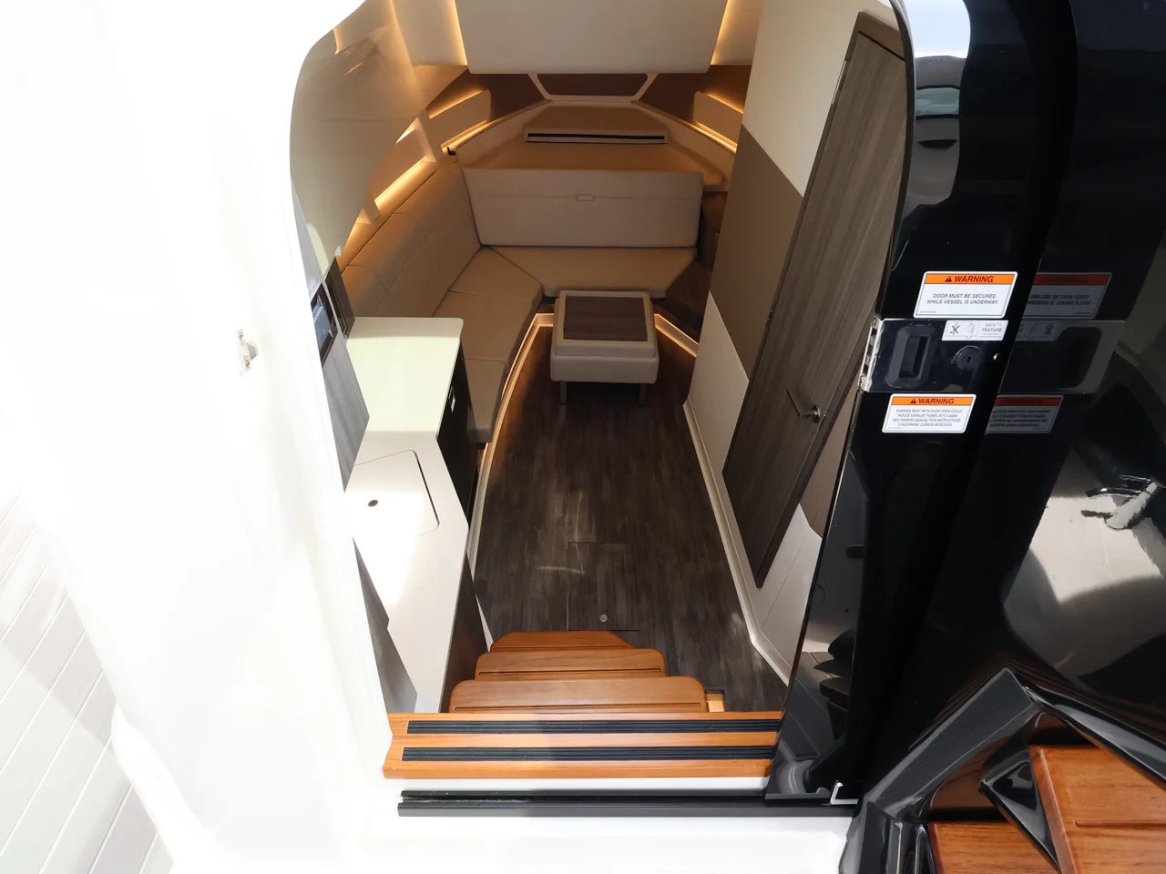 2026 Sea Ray Sundancer 370 Outboard 37.0 feet, Naples, Florida #46