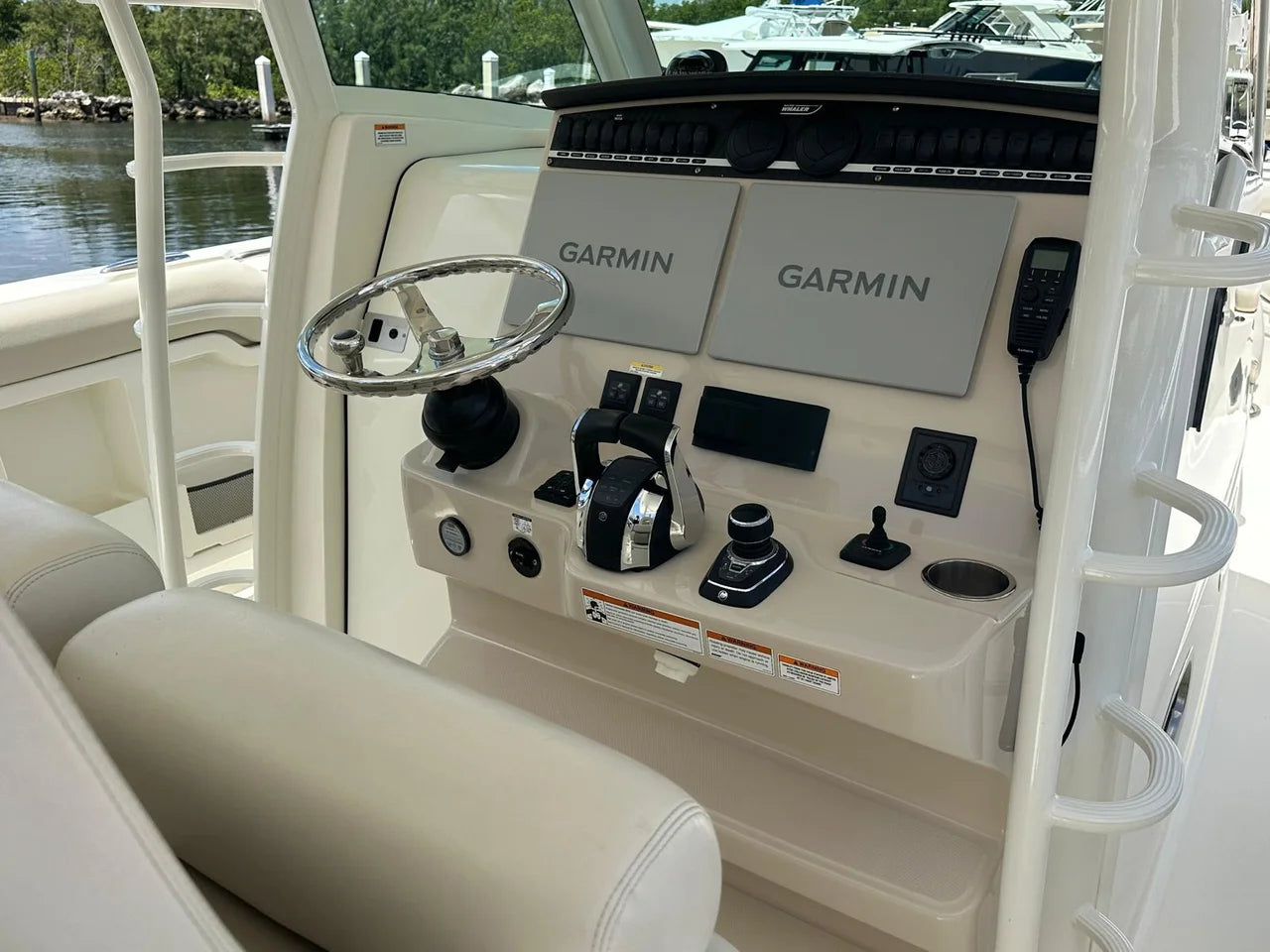 2021 Boston Whaler 380 OUTRAGE 38.0 feet, Key Largo, FL #20