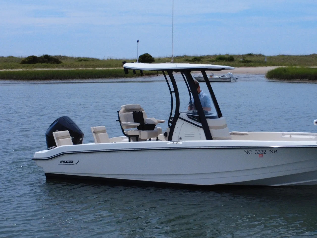 2023 Boston Whaler 220 DAUNTLESS 22.0 feet, Wrightsville Beach, North Carolina #1