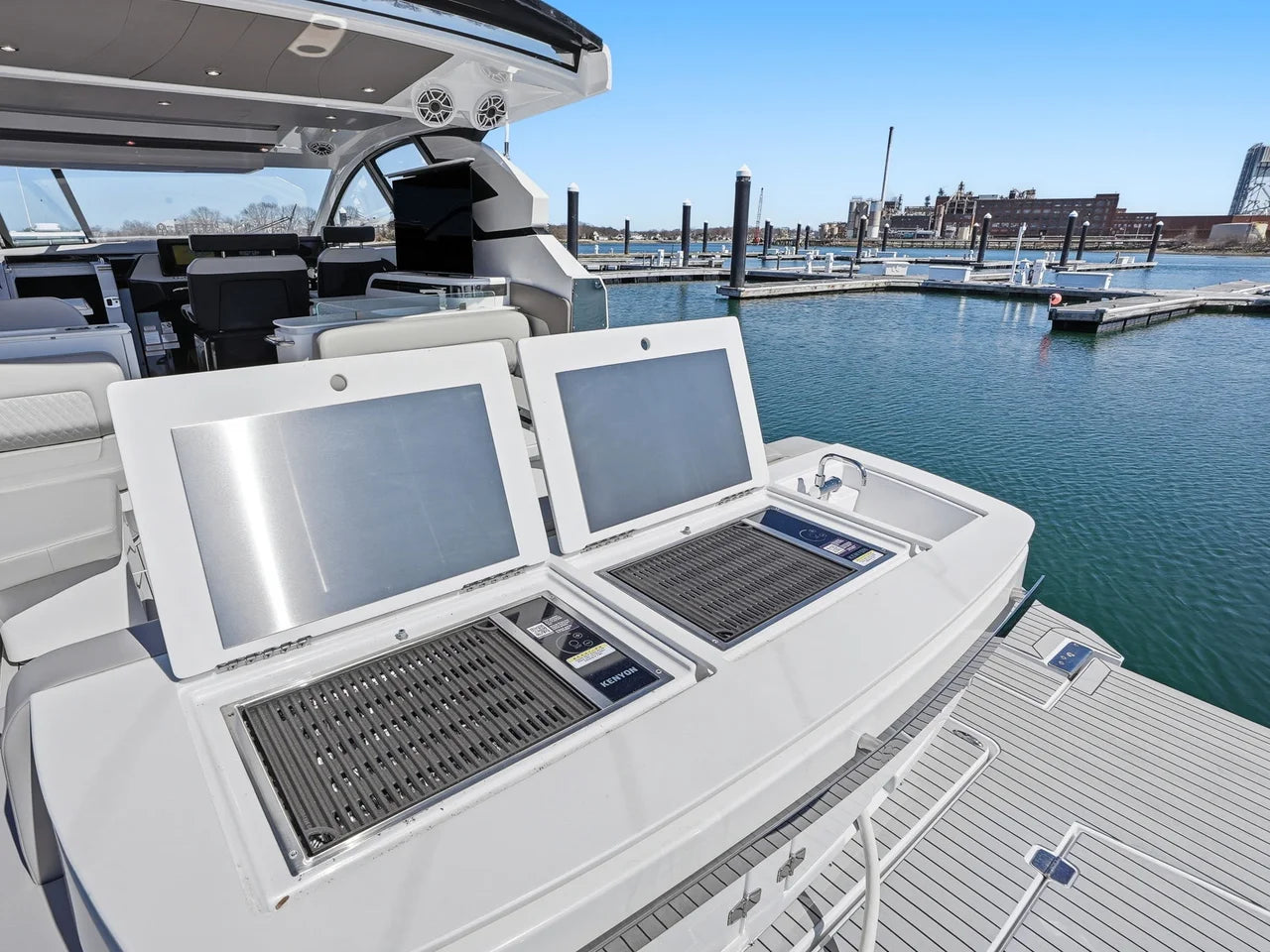2026 Cruisers Yachts 50GLS OB 50.0 feet, Quincy, MA #9
