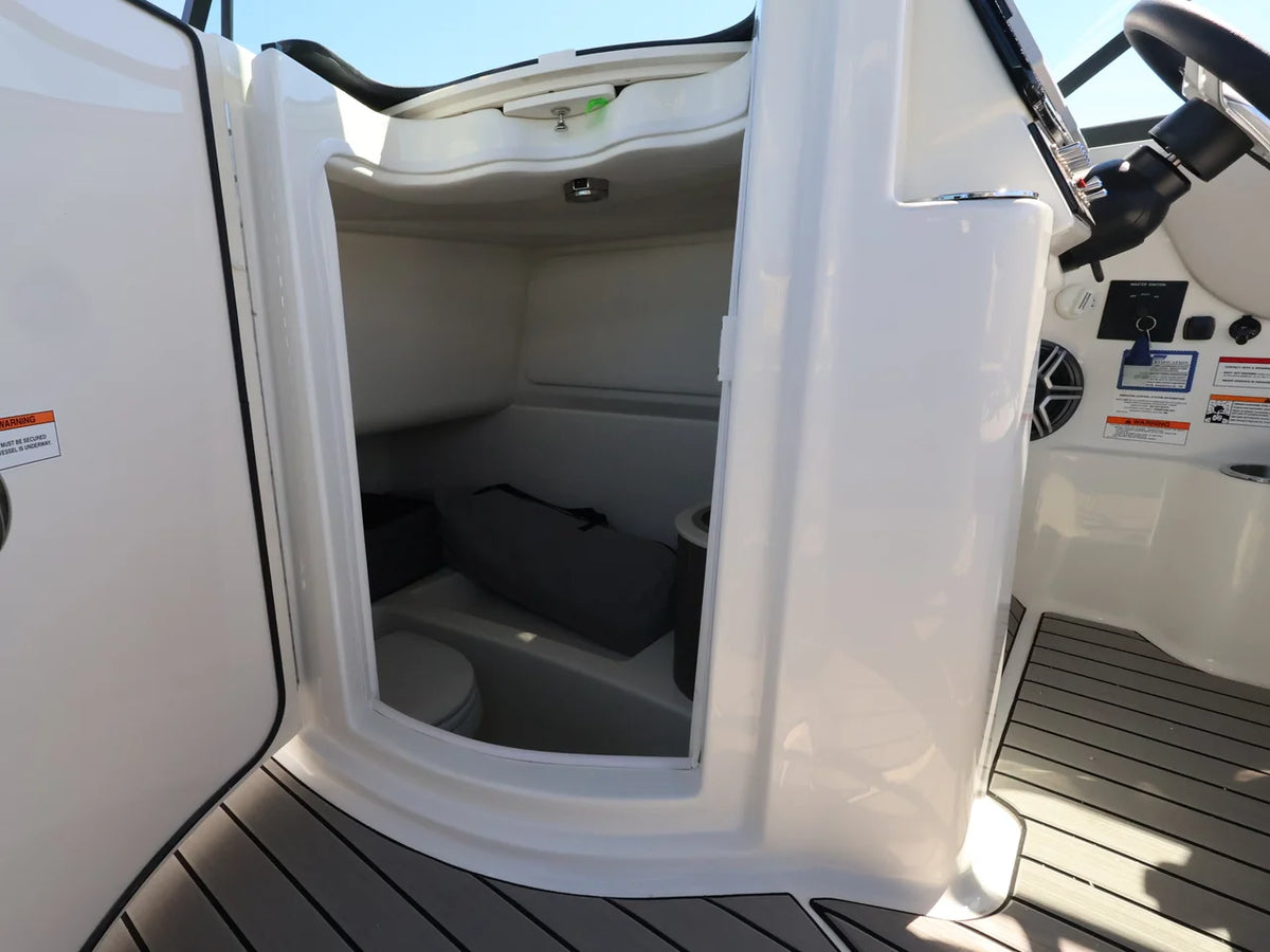 2027 Sea Ray SDX 270 Outboard 27.0 feet, Naples, Florida #29