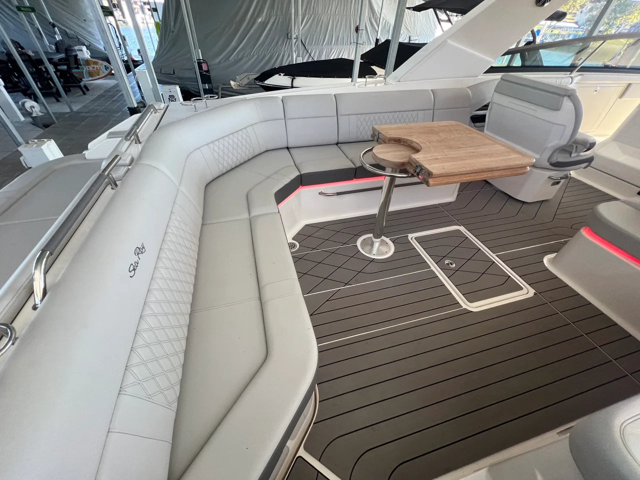 2022 Sea Ray 400 SLX 39.0 feet, Lake Ozark, Missouri #7