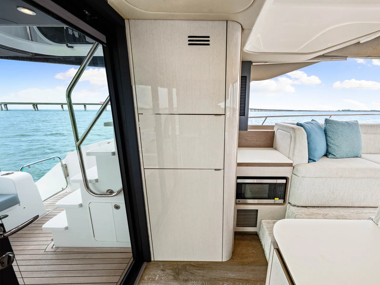 2026 Cruisers Yachts 50 FLY 50.0 feet, Clearwater, Florida #51