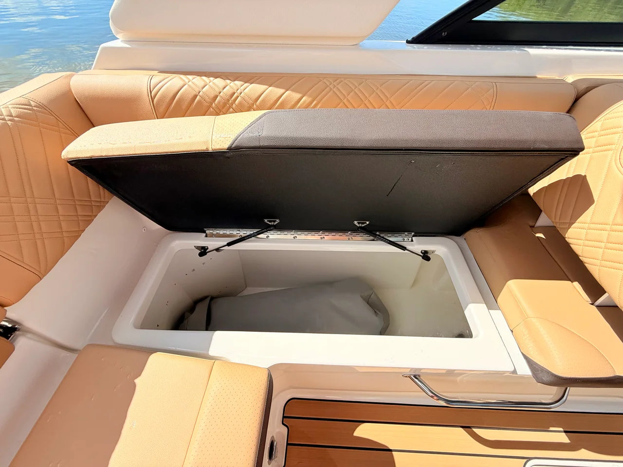 2027 Sea Ray SDX 230 Outboard 23.0 feet, St Petersburg, FL #29