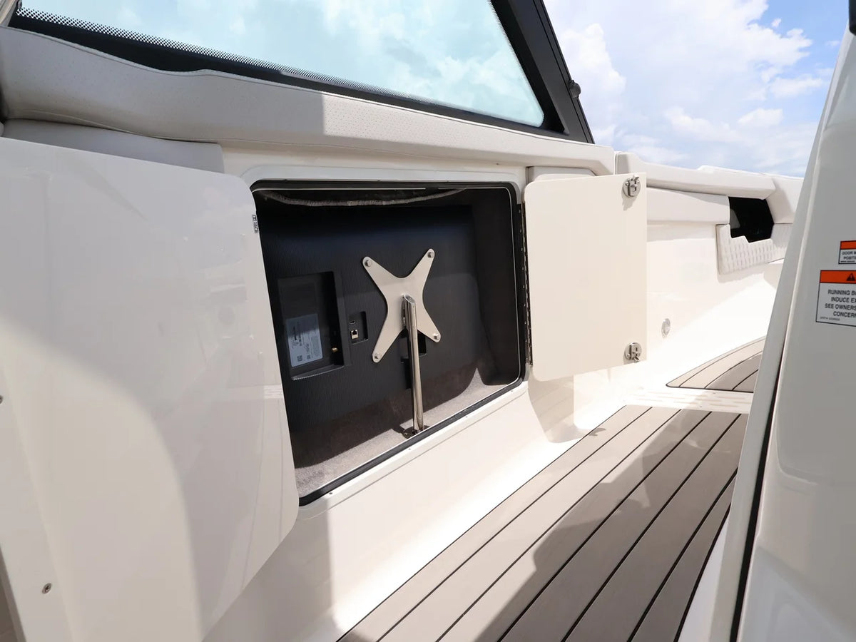2026 Sea Ray SLX 400 Outboard 40.0 feet, Naples, Florida #57