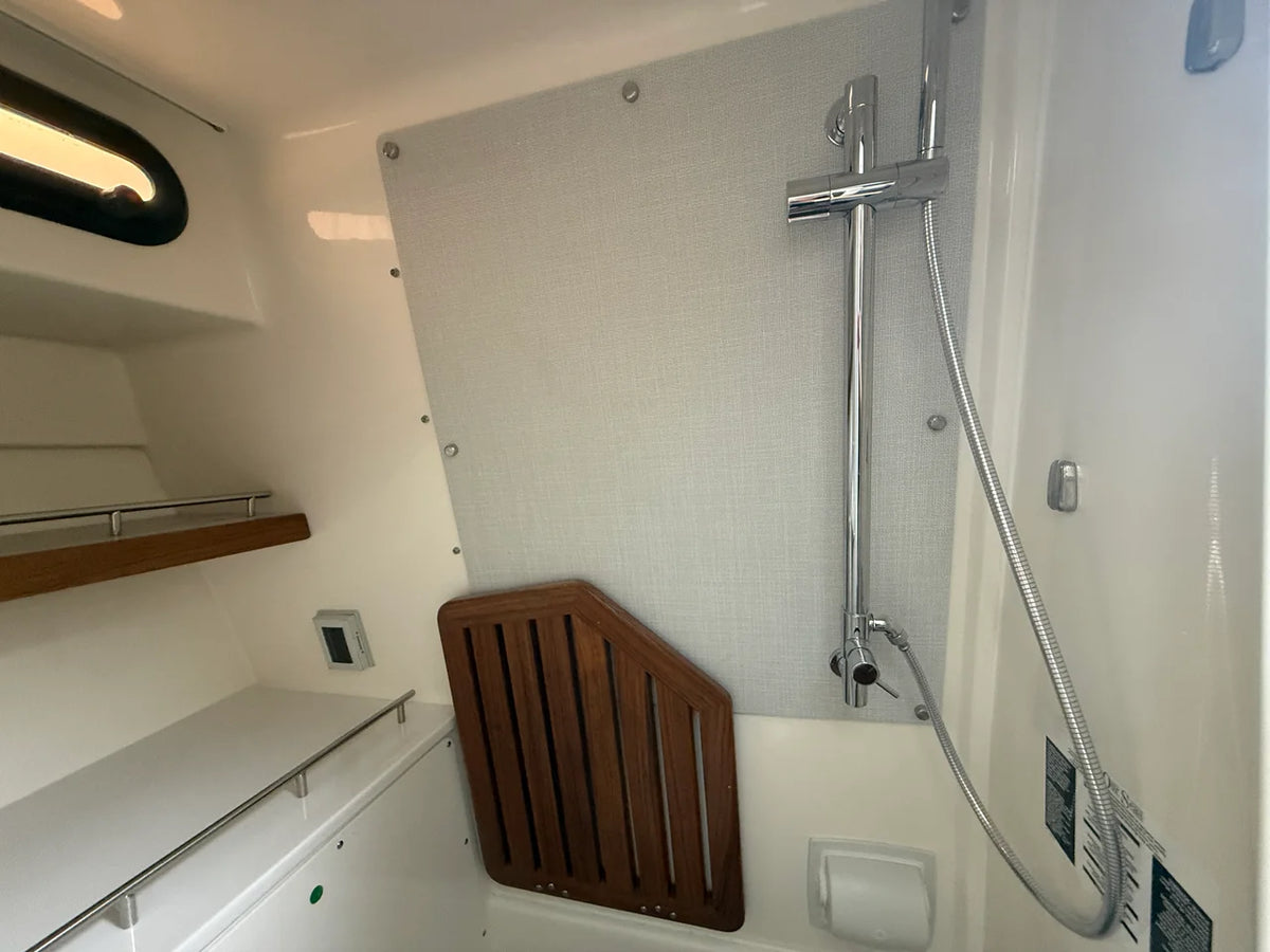 2027 Boston Whaler 350 Realm 35.0 feet, Sarasota, FL #23