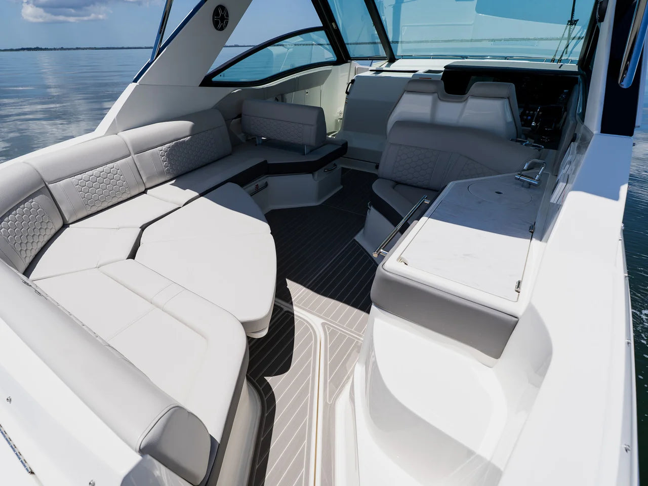 2027 Sea Ray Sundancer 320 Outboard 32.0 feet, Clearwater, Florida #27