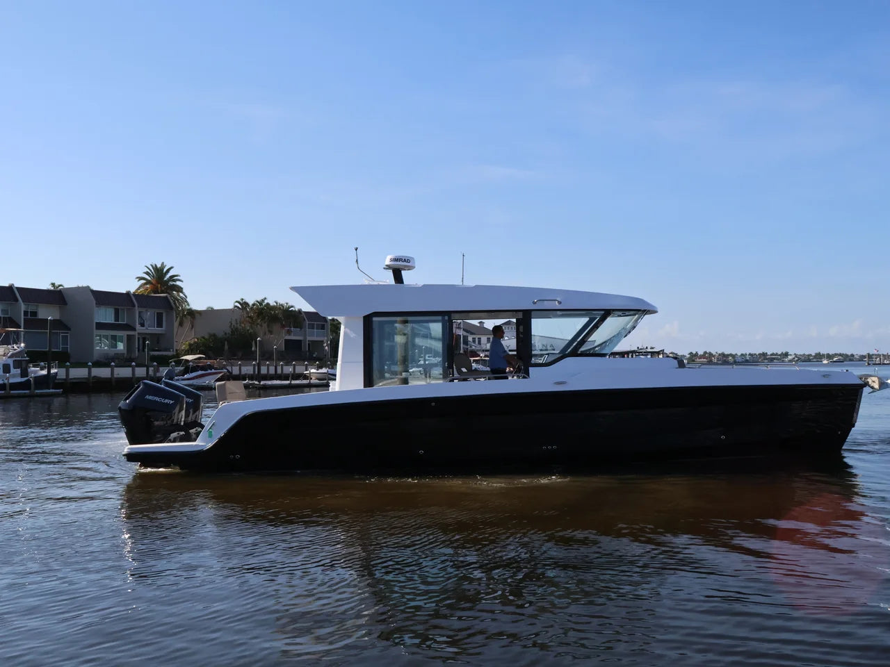 2026 Cruisers Yachts 38 VTR EC 38.0 feet, Naples, Florida #9