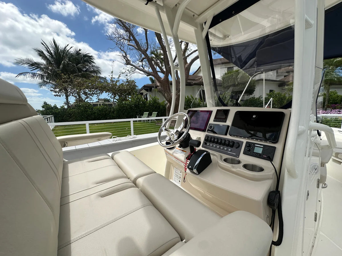 2024 Boston Whaler 250 DAUNTLESS 25.0 feet, Naples, Florida #28