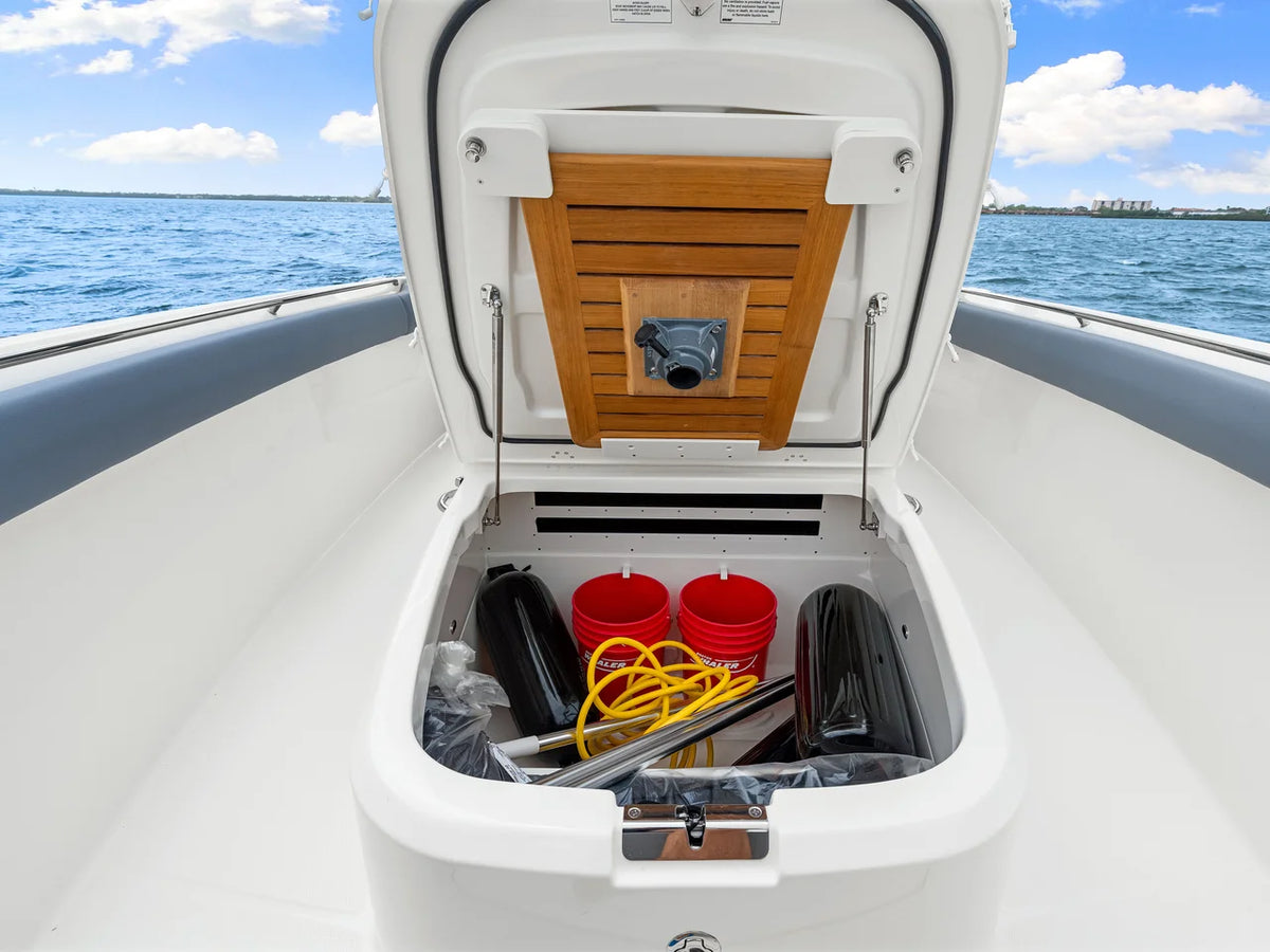 2026 Boston Whaler 330 Outrage 33.0 feet, Clearwater, Florida #33