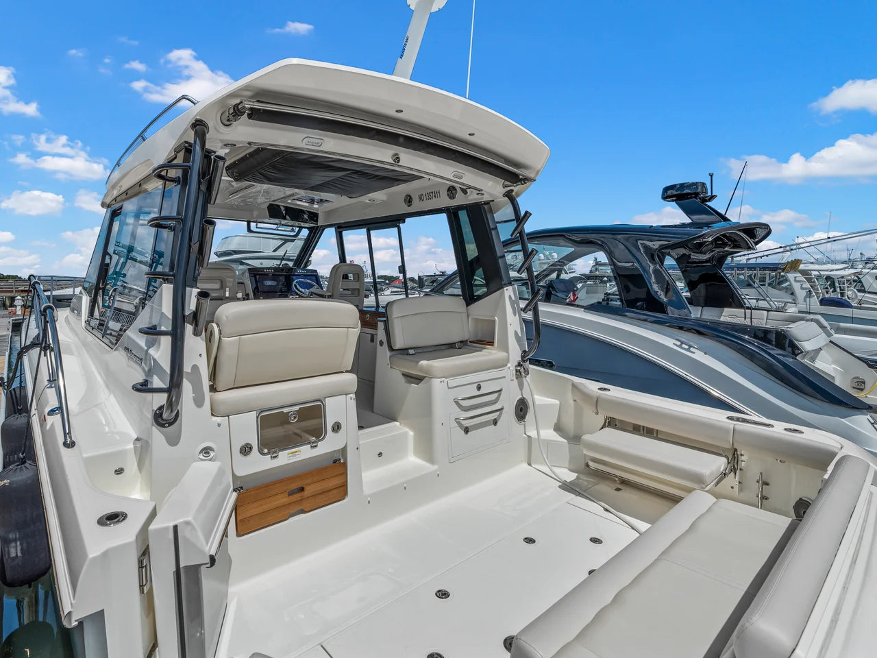 2025 Boston Whaler 405 Conquest 40.0 feet, Quincy, MA #7