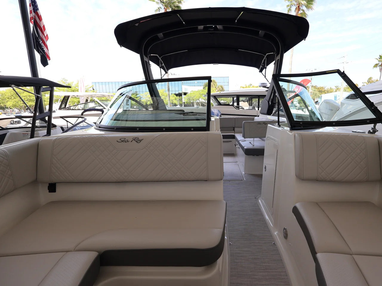 2026 Sea Ray SDX 250 Outboard 25.0 feet, Naples, Florida #33