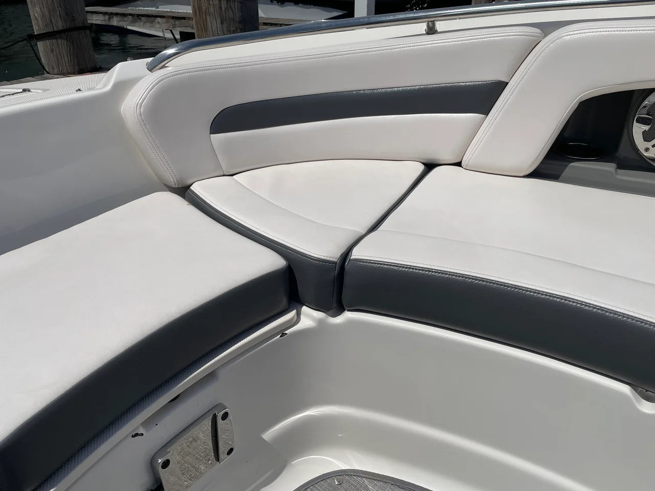 2016 Chaparral 264 SUNSETA 26.0 feet, Excelsior, Minnesota #10