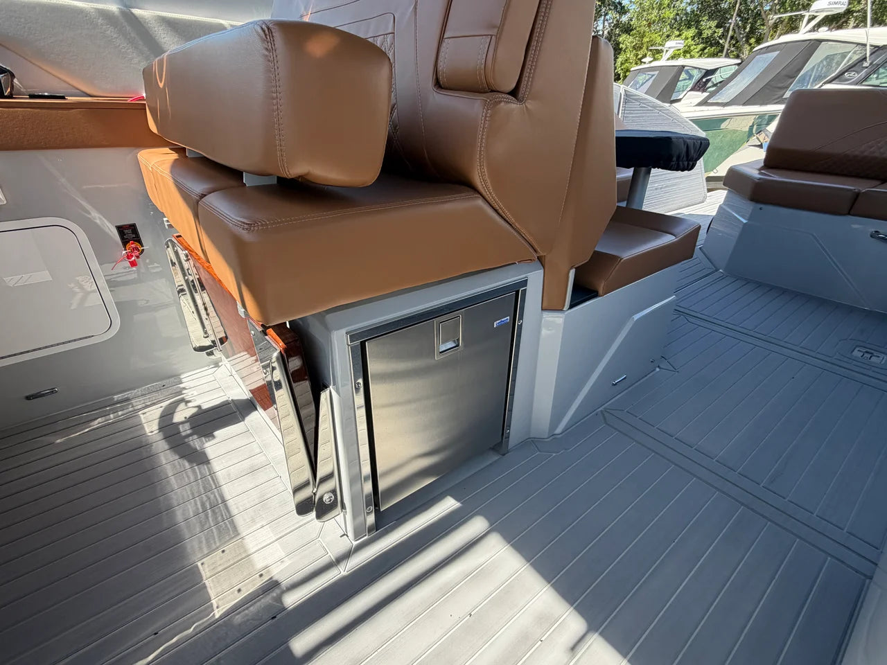 2024 Cruisers Yachts 38 GLS South Beach Outboard 38.0 feet, Stuart, Florida #22