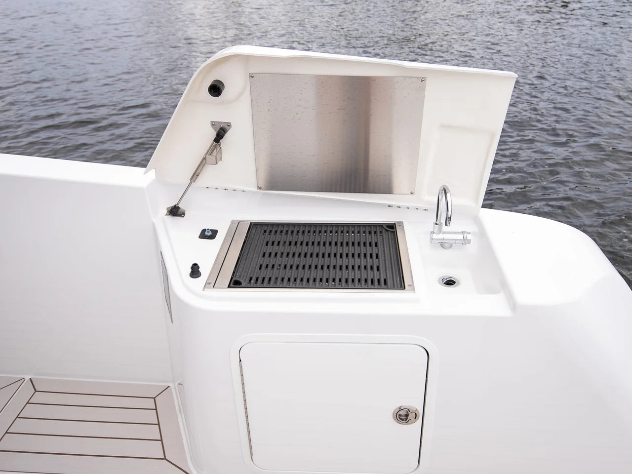2026 Cruisers Yachts 38 VTR 38.0 feet, Pompano Beach, Florida #27