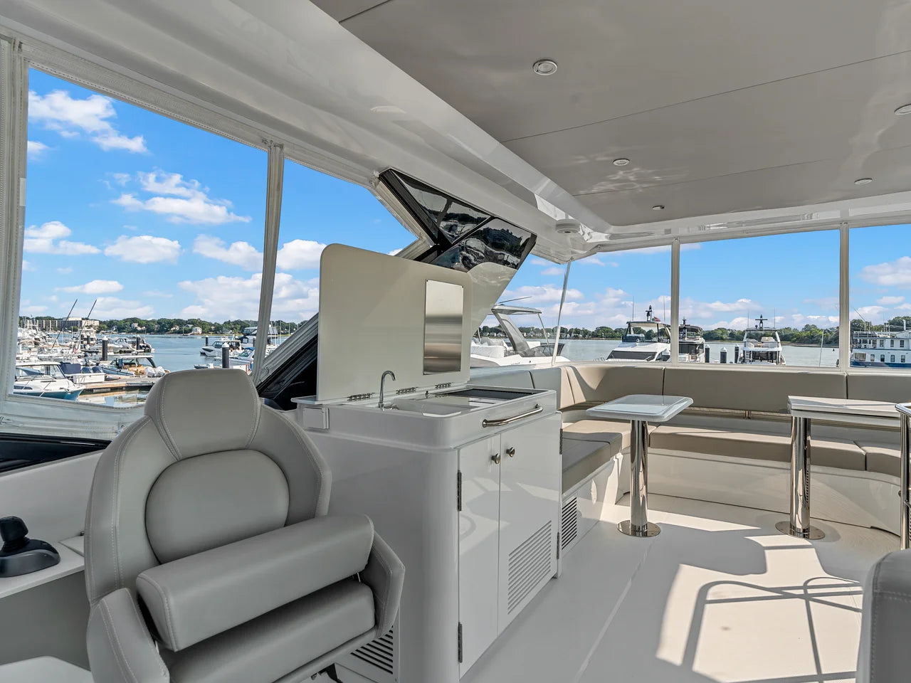 2027 Cruisers Yachts 50 FLY 50.0 feet, Quincy, MA #50