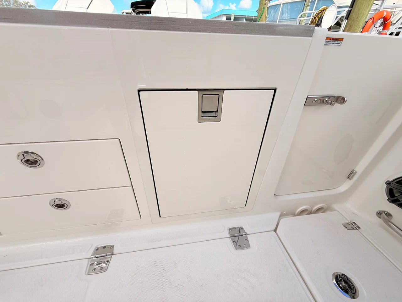2027 Boston Whaler 330 Vantage 33.0 feet, St Petersburg, FL #38