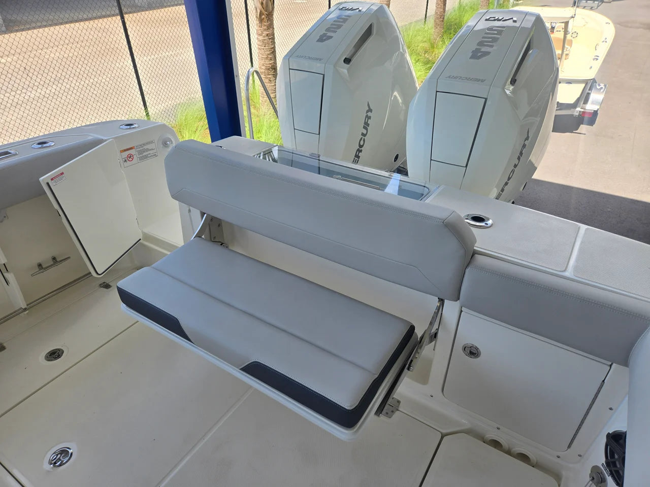2027 Boston Whaler 330 Outrage 33.0 feet, Charleston, SC #7